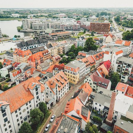 Lieblingsapartment No.10 Mit 2 Schlafzimmern Und Eigener Terrasse Rostock Luaran gambar